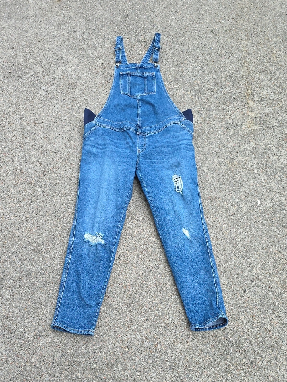 Old Navy Maternity Side-Panel O.G. Ripped Distressed Denim Jean Overalls Size 8